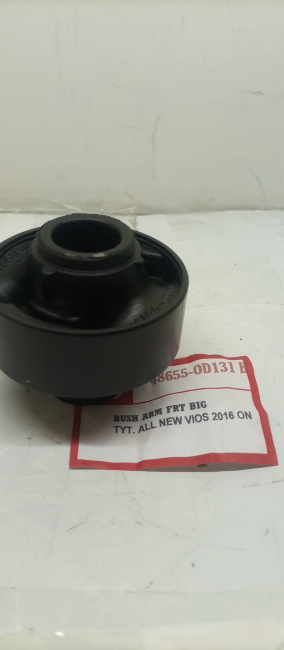 BUSH ARM FRT BIG	 