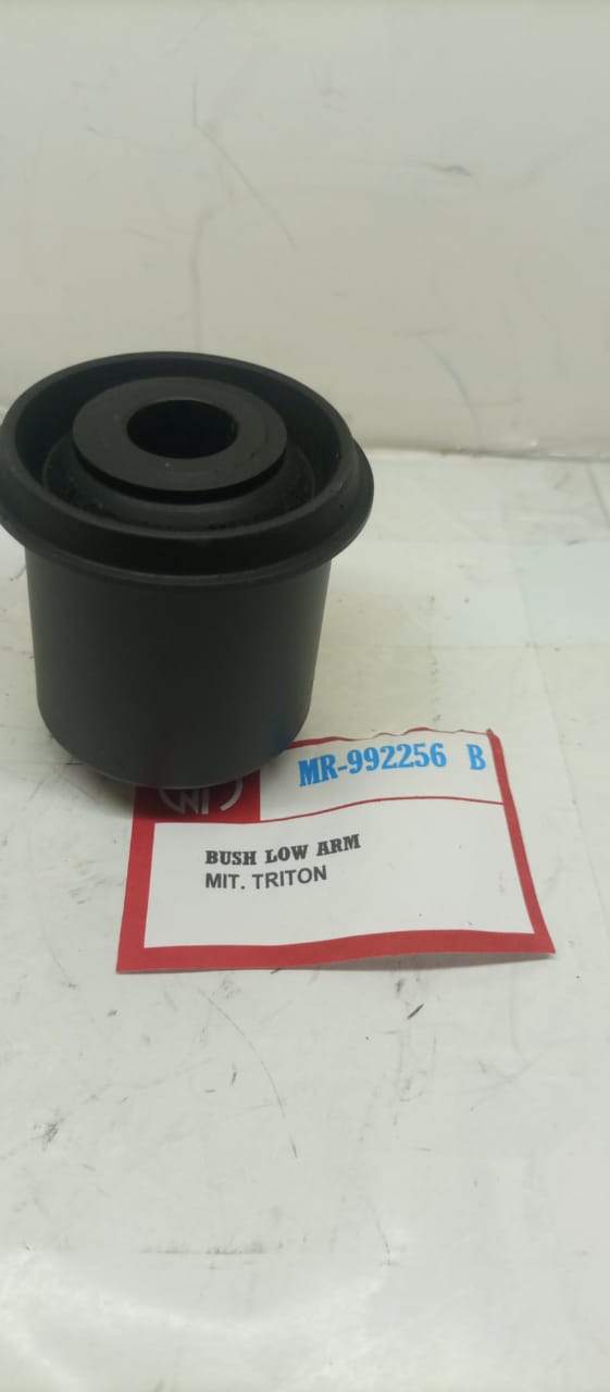 	BUSH ARM FRT (B)